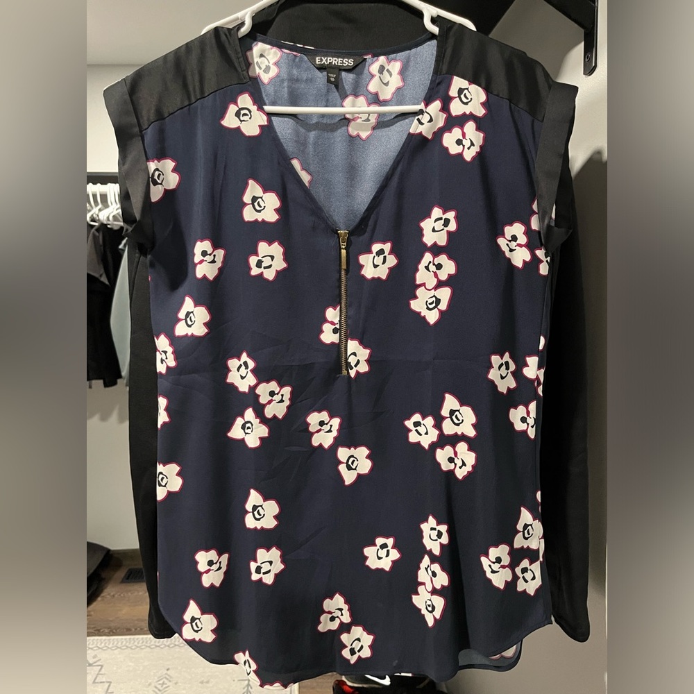 Blue Floral Express Blouse